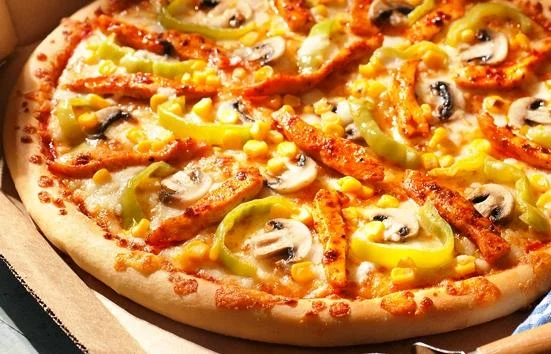 TAVUKLU PİZZA