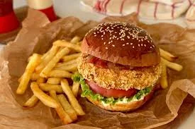 CHICKEN BURGER