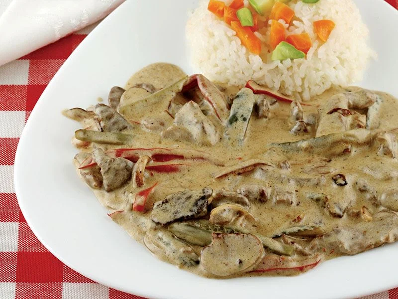 BEEF STROGANOF